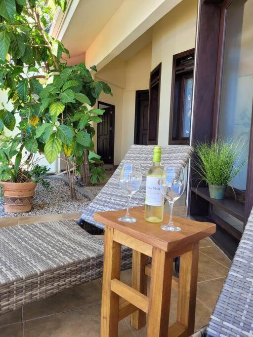 Villa Martina Palmgarden ซามารา ภายนอก รูปภาพ