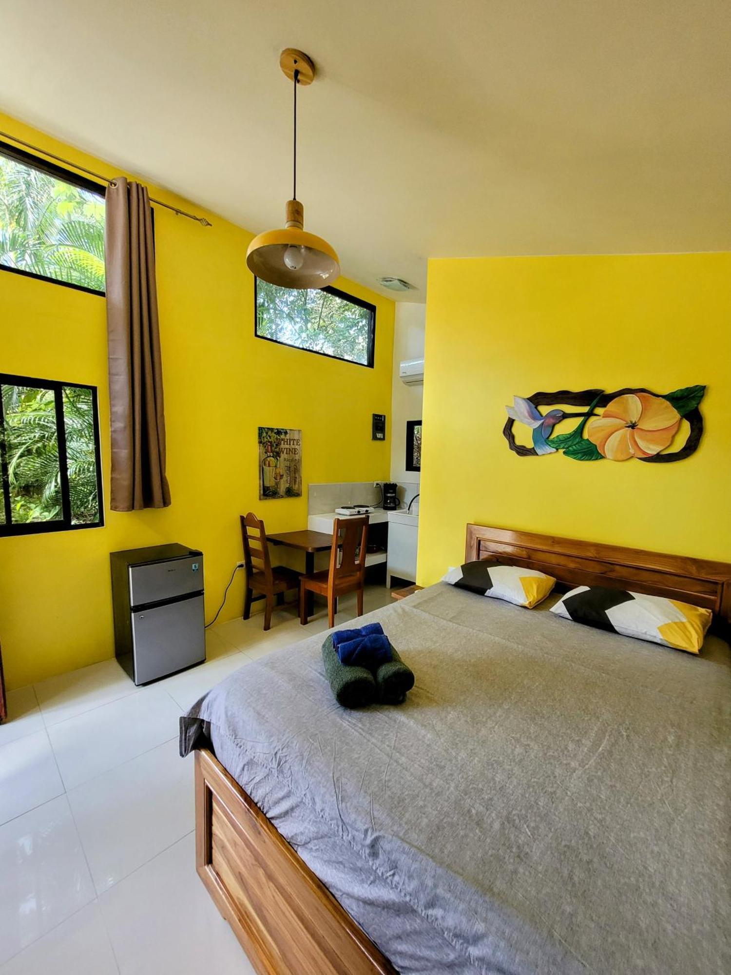 Villa Martina Palmgarden ซามารา ภายนอก รูปภาพ